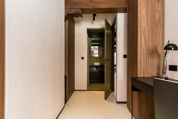 Medium property photo - Warmoesstraat 50A, 1012 JE Amsterdam